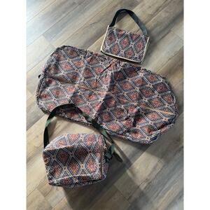 VTG LUGGAGE SET 3 Piece Travel Garment Bags Carry-On Makeup Geometric